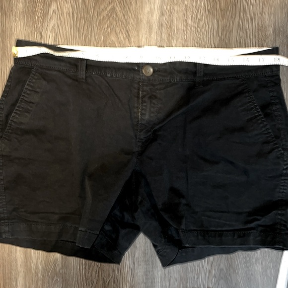 Women’s black shorts - Picture 5 of 5